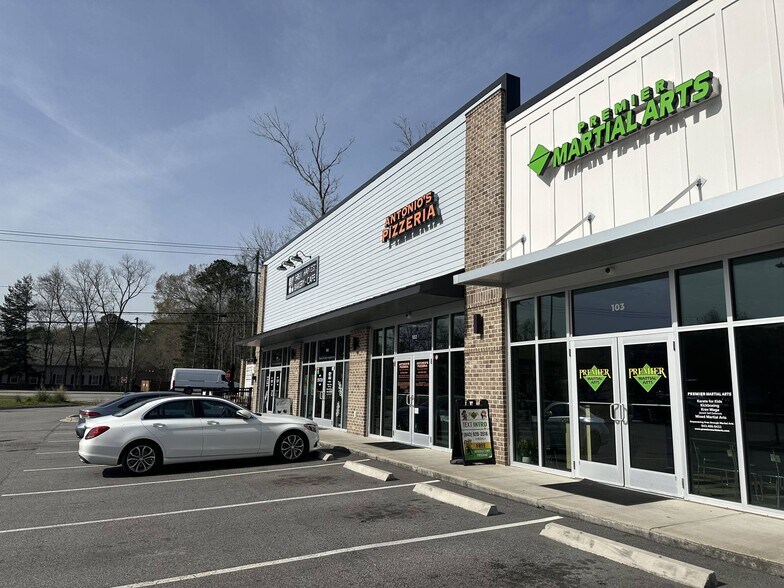 More Photos Of 8636 Dorchester Rd, North Charleston Storefront For Lease