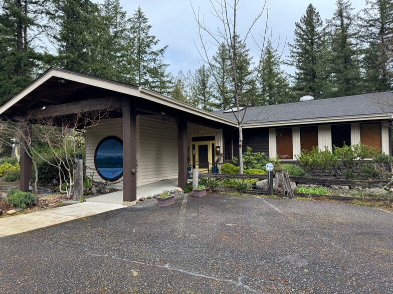 More Photos Of 295534 US Highway 101, Quilcene Flex For Sale