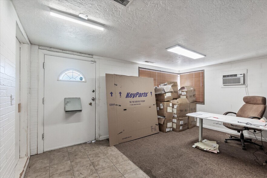 More Photos Of 146 W Malvern Ave, Salt Lake City Industrial For Sale