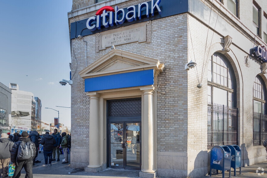 More Photos Of 885 Flatbush Ave, Brooklyn Medical For Lease