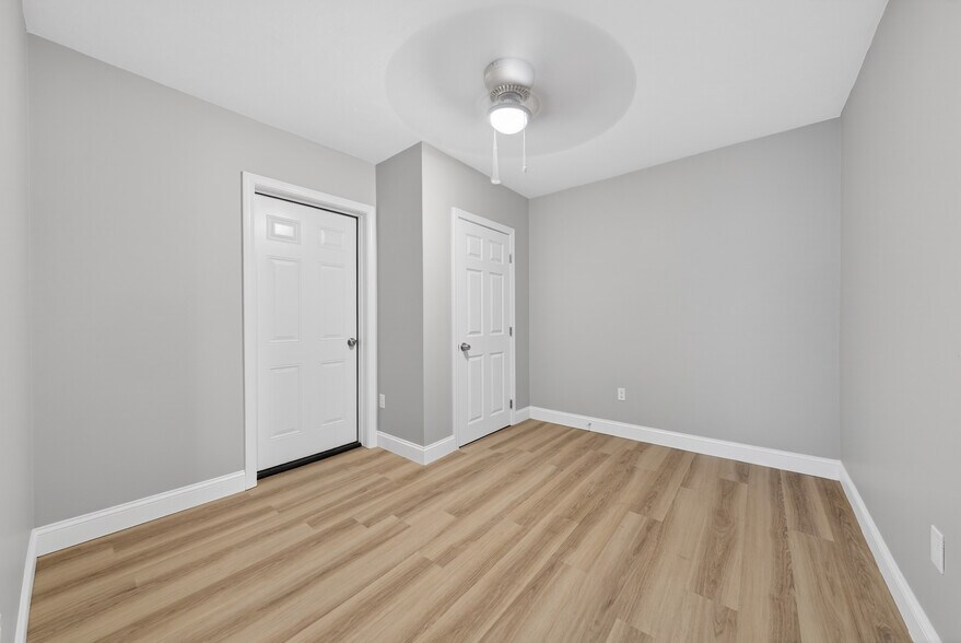 More Photos Of 165 Grant St, Fall River Apartments For Sale