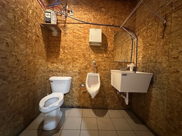 More Photos Of 198 Crowe Ave, Mars Flex For Sale