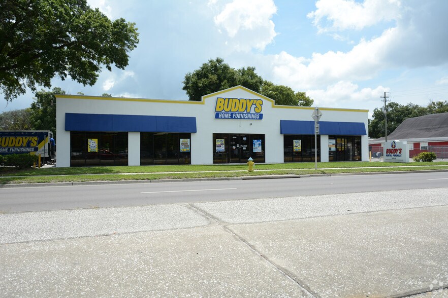 More Photos Of 10015 N Nebraska Ave, Tampa Freestanding For Lease