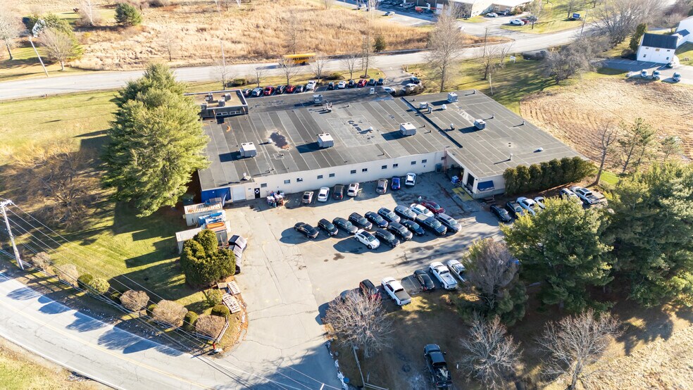 More Photos Of 116 Parker St, Newburyport Manufacturing For Sale