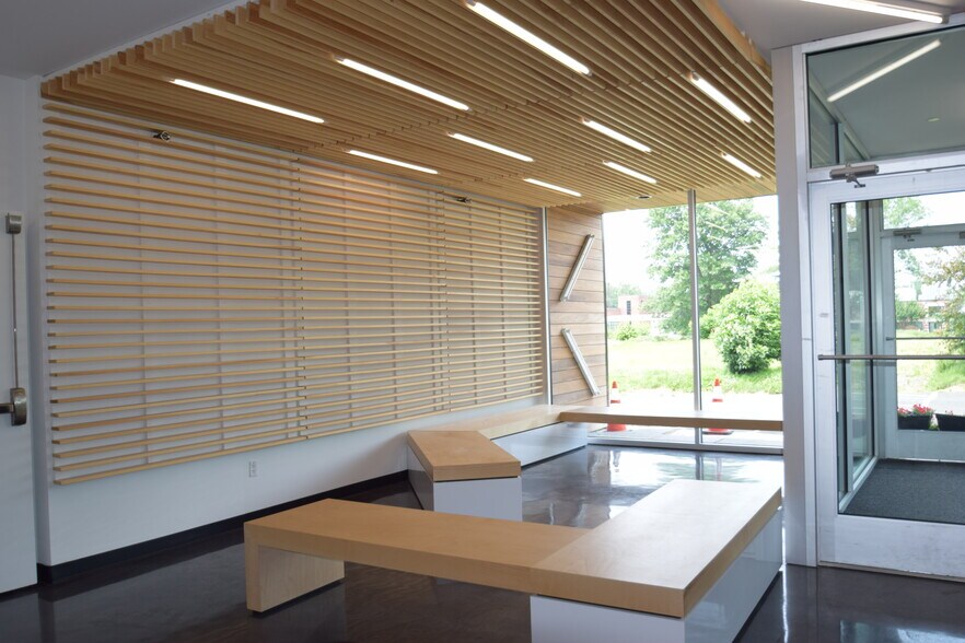 More Photos Of 300 Brookside Ave, Ambler Office For Lease