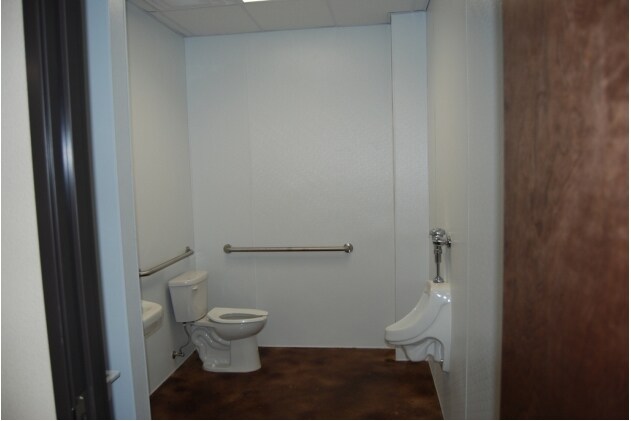 More Photos Of 371 Corgey Rd, Pleasanton Distribution For Lease