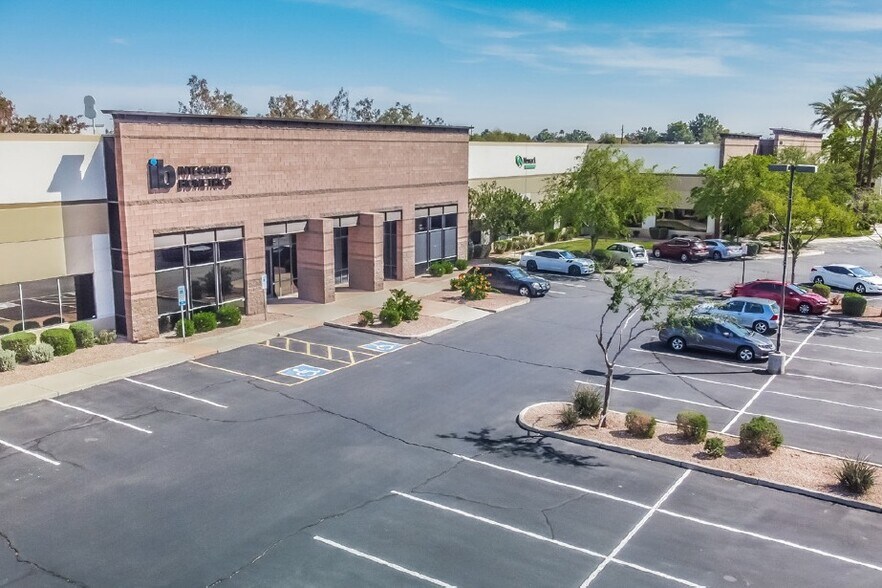 More Photos Of 6150 W Chandler Blvd, Chandler Light Distribution For Lease