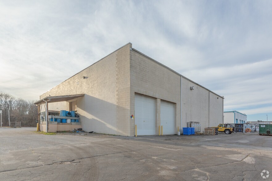 More Photos Of 4216 Shannon Dr, Baltimore Industrial For Sale