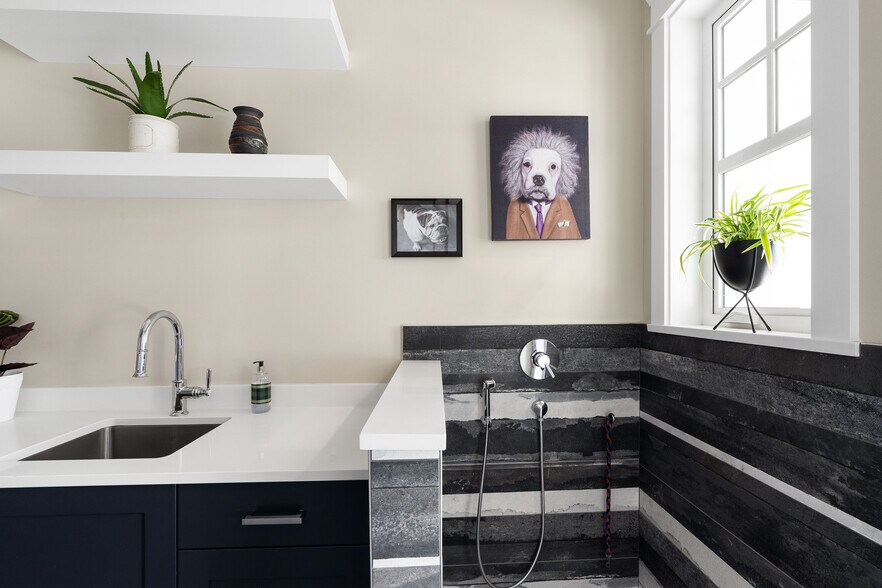 More Photos Of 9175 Gilmour, Mission Specialty For Sale