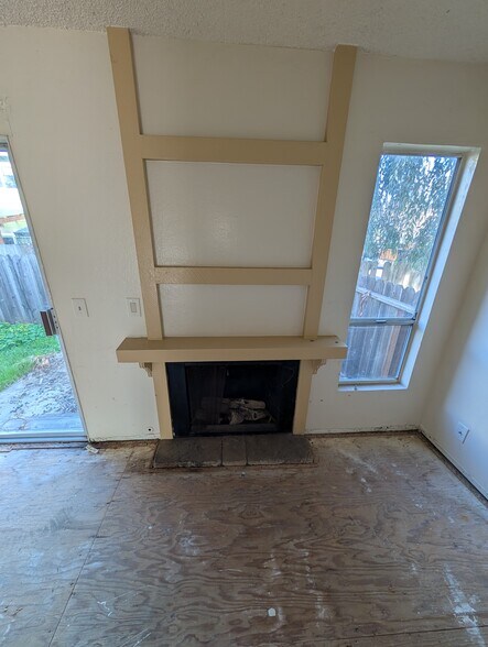 More Photos Of 1050 Elm St, Napa Apartments For Sale