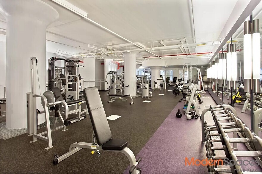 More Photos Of 2728 Thomson Ave, Long Island City Apartments For Sale