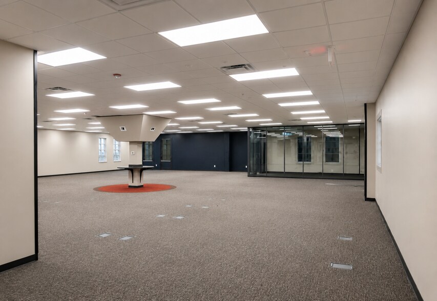 More Photos Of 4916 E 66th St N, Tulsa Office For Sale