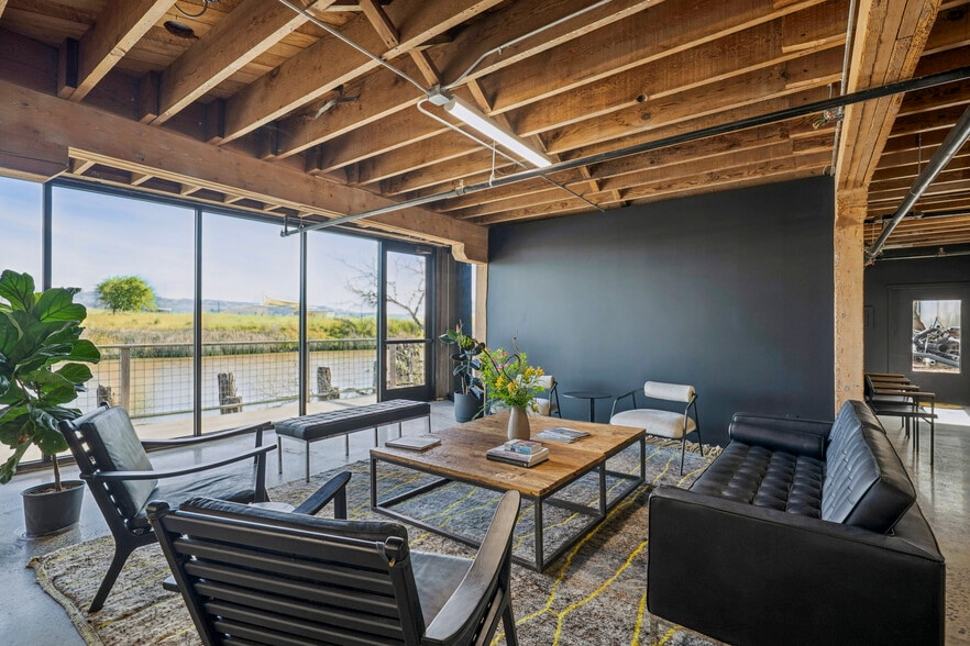 More Photos Of 429 1st St, Petaluma Office For Lease