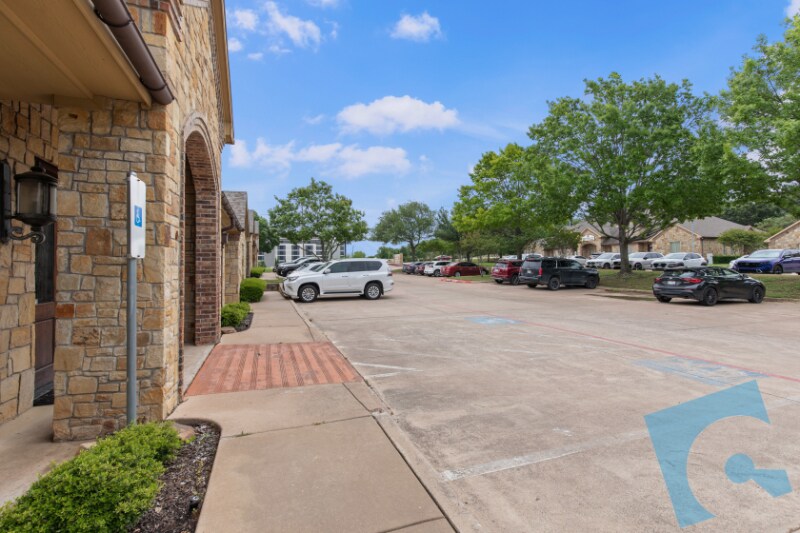 More Photos Of 1340 N White Chapel Blvd, Southlake Office For Sale