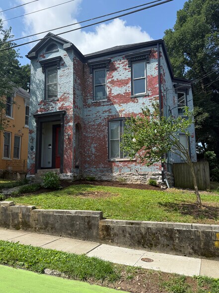 Primary Photo Of 148 E Fourth St, Lexington Multifamily For Sale