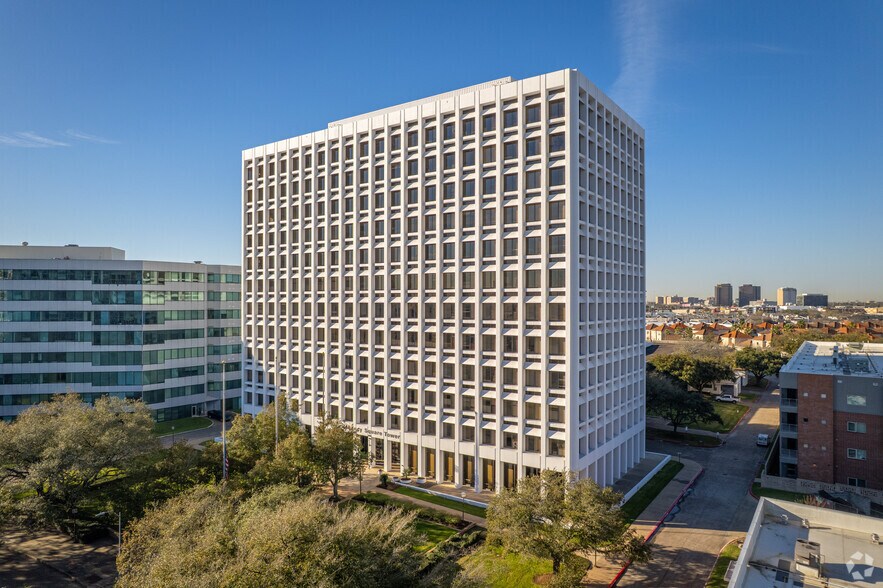 More Photos Of 6200 Savoy Dr, Houston Office For Lease
