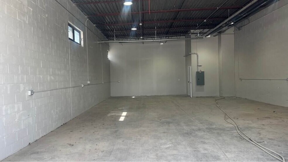 More Photos Of 6287 Lear Nagle Rd, North Ridgeville Warehouse For Lease