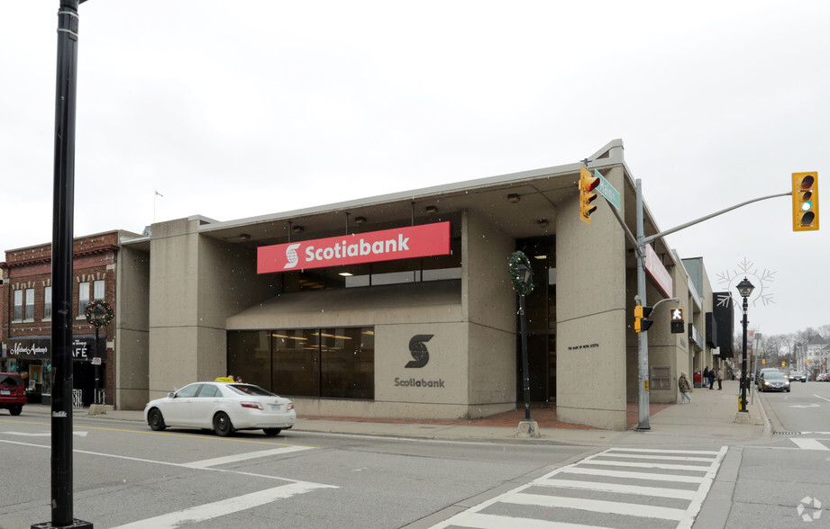 Primary Photo Of 72 Main St, Cambridge Bank For Sale