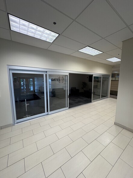 More Photos Of 5300 Kings Island Dr, Mason Office For Sale