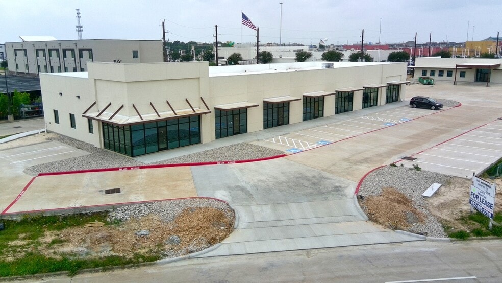 Primary Photo Of 1531 Westborough Dr, Katy Storefront Retail Office For Lease