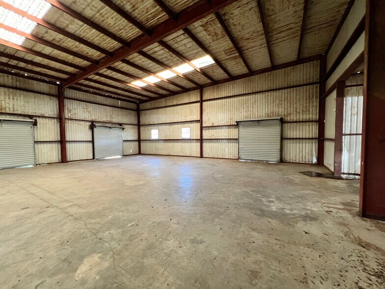 More Photos Of 2440 E Highway 377, Granbury Light Distribution For Sale
