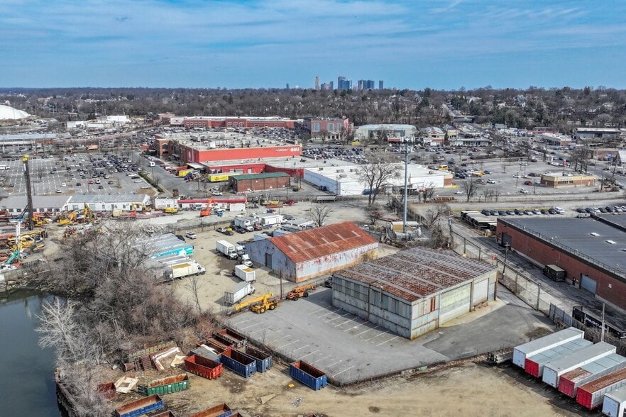 More Photos Of 4295 Boston Rd, Bronx Land For Sale