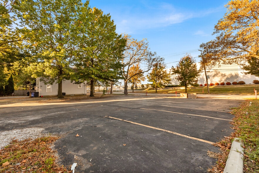 More Photos Of 2032 W 105th St, Cleveland Warehouse For Sale