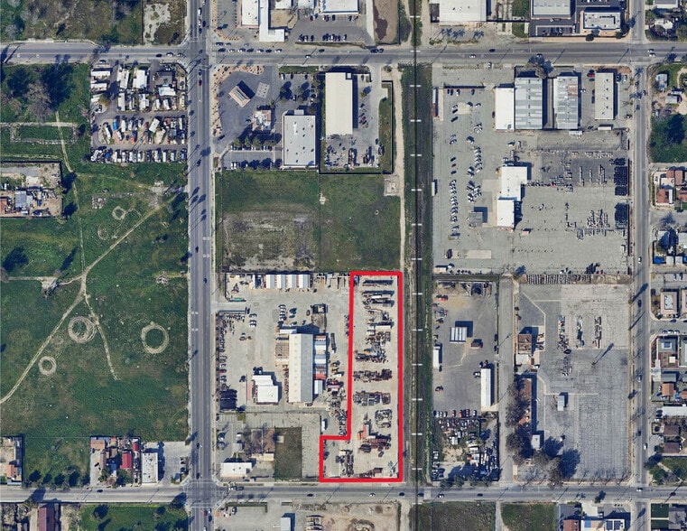 Primary Photo Of 170 E Oakland Ave, Hemet Land For Lease