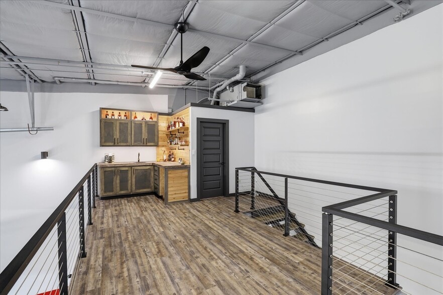 More Photos Of 6767 All Stars Ave, Frisco Showroom For Sale