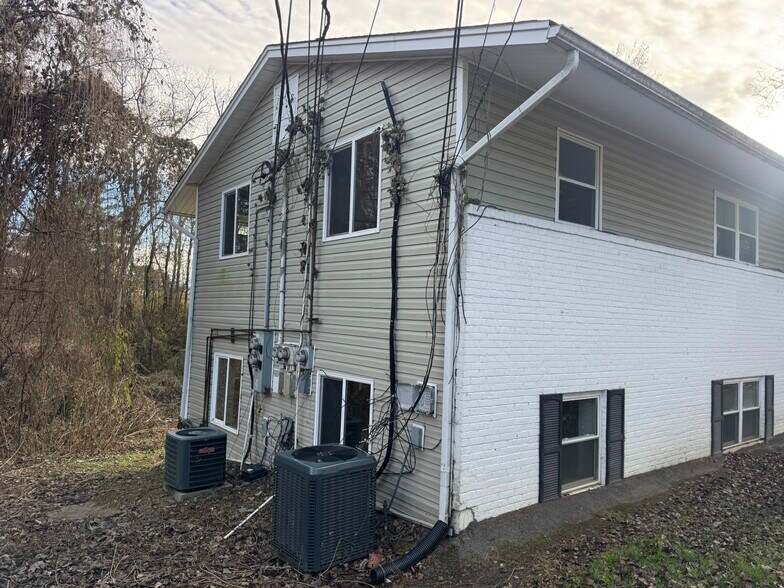 More Photos Of 3300-3374 Valley View Dr, Knoxville Apartments For Sale