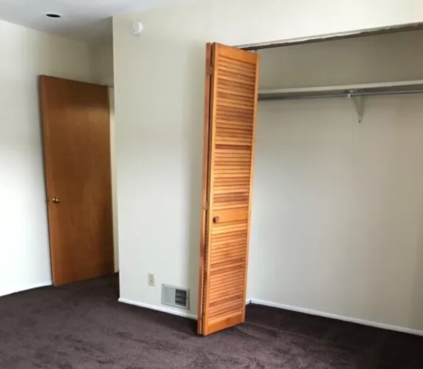 More Photos Of 321 Ella St, McKees Rocks Apartments For Sale