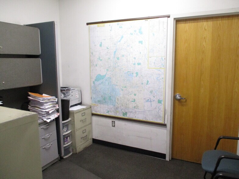 More Photos Of 1111 Wallen Ave SW, Grand Rapids Warehouse For Sale