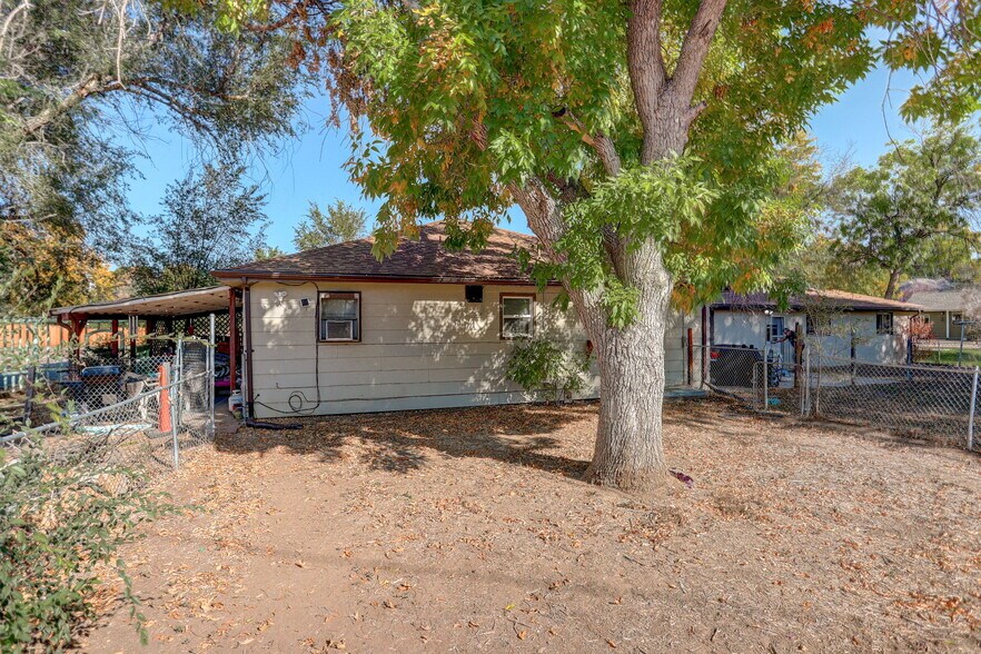More Photos Of 2107 3rd Ave, Longmont Apartments For Sale