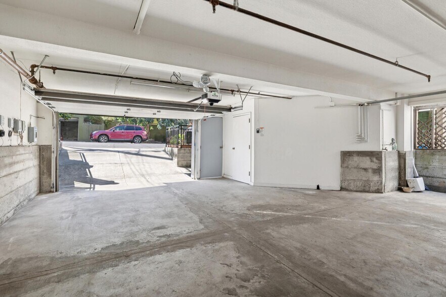 More Photos Of 459 Stow Ave, Oakland Apartments For Sale
