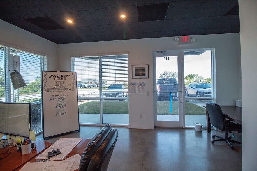 More Photos Of 6640 Taylor Rd, Punta Gorda Light Distribution For Sale