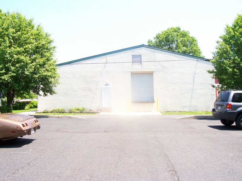 More Photos Of 145 Main St, Pennsburg Light Manufacturing For Lease