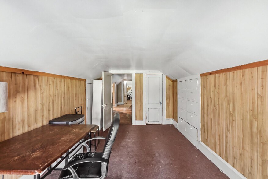 More Photos Of 225 Owego Turnpike, Waymart Specialty For Sale