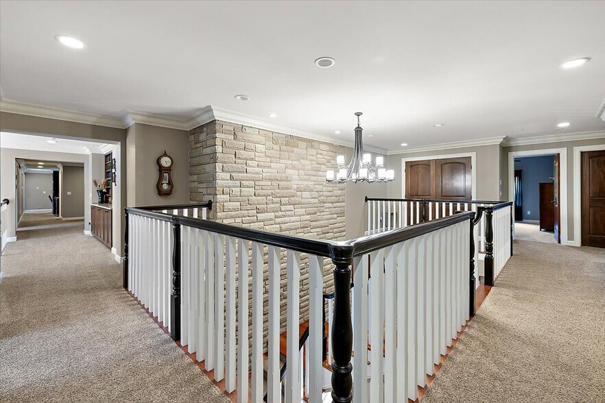 More Photos Of 1330 Oxford Rd, Bloomfield Hills Specialty For Sale