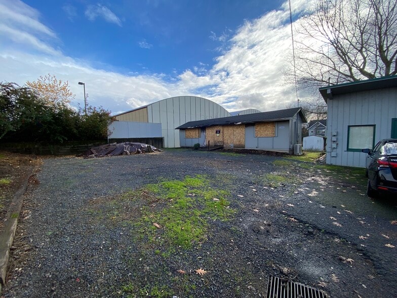 More Photos Of 12840 NW Cornell Rd, Portland Office Residential For Sale