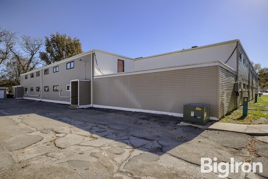 More Photos Of 633 E 10th St, York Apartments For Sale