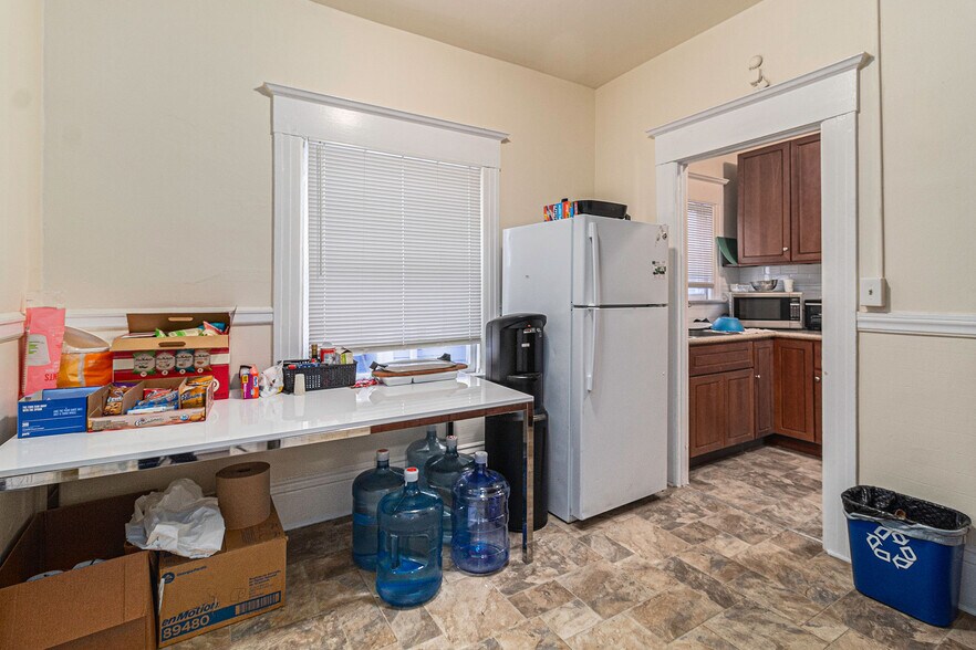 More Photos Of 2307-2311 Harrison St, Oakland Apartments For Sale