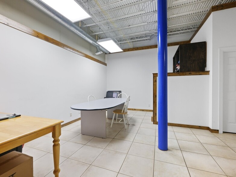 More Photos Of 2567 Athens Hwy, Gainesville Warehouse For Lease