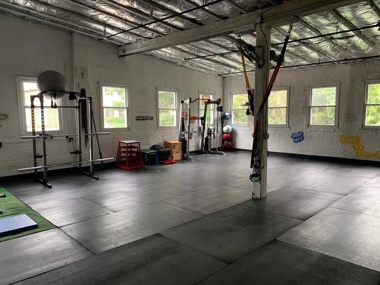 More Photos Of 24 Johnes St, Newburgh Light Manufacturing For Lease