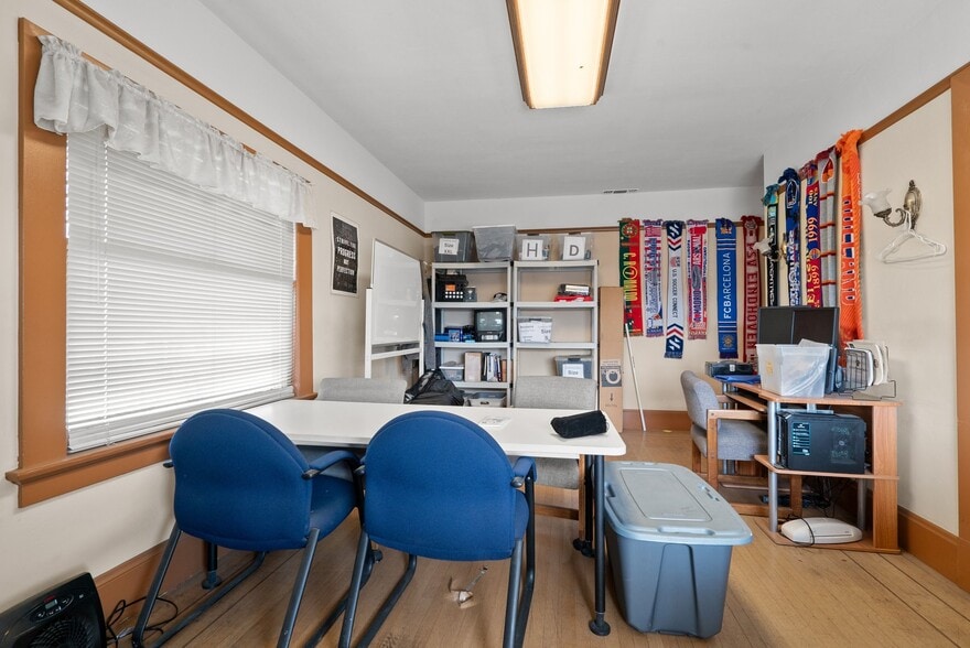 More Photos Of 217 E Lake Ave, Watsonville Office For Sale