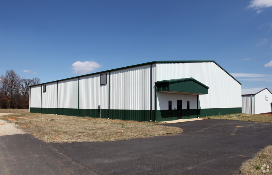 Primary Photo Of 98 Fairview Church Rd, Spartanburg Warehouse For Lease