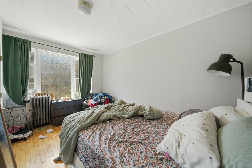 More Photos Of 3605-3607 W Palmer St, Chicago Apartments For Sale