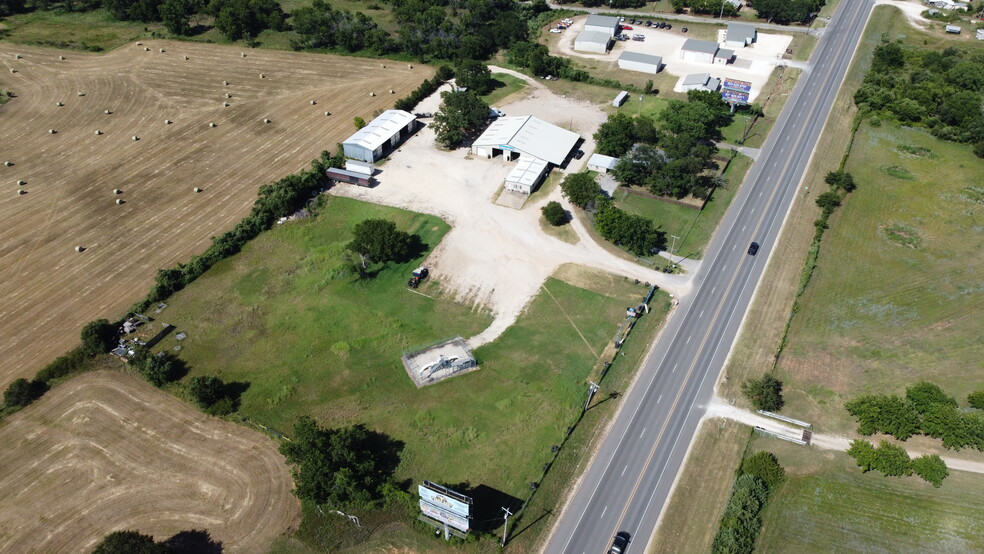 Primary Photo Of 4561 E Highway 67, Glen Rose Industrial For Sale