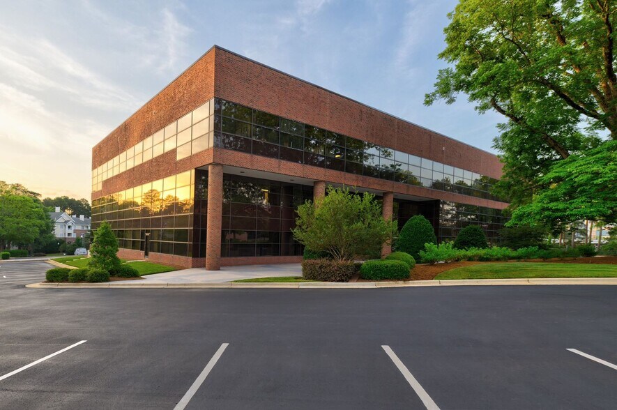 More Photos Of 4700 Homewood Ct, Raleigh Office Residential For Lease