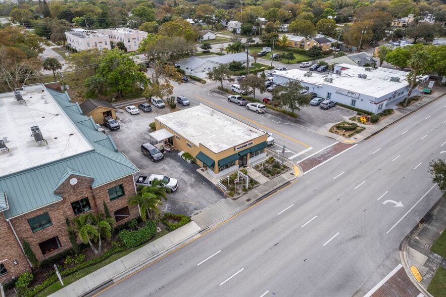More Photos Of 1755 20th St, Vero Beach Storefront Retail Office For Sale