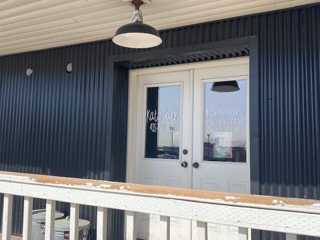 More Photos Of 34 N Main St, Roosevelt General Retail For Sale